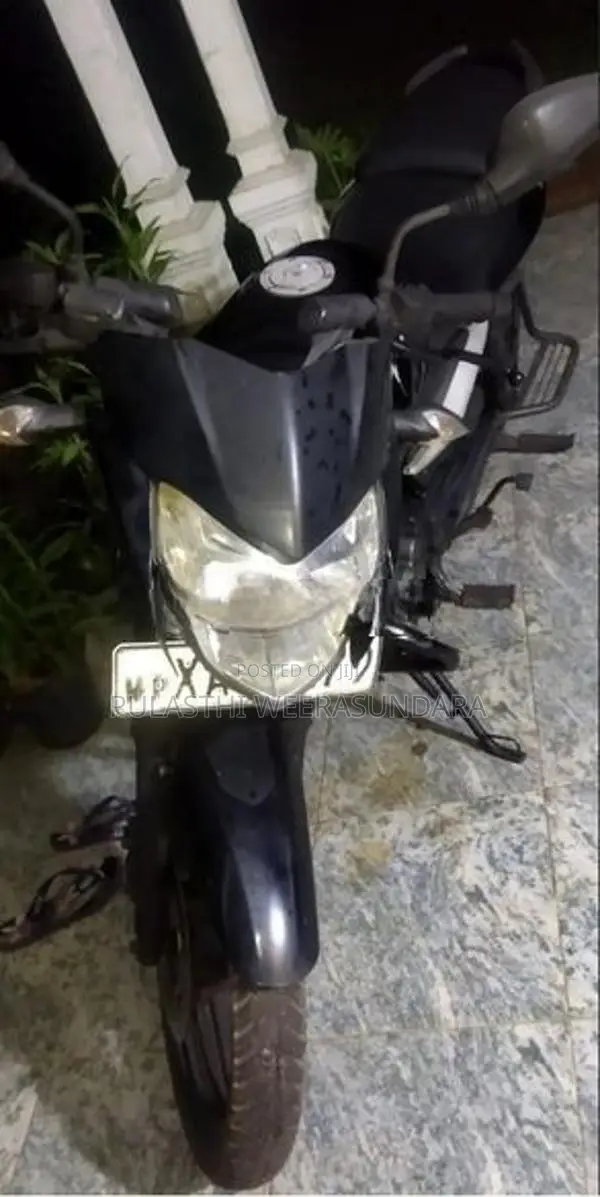 Bajaj Pulsar 135 LS 2011