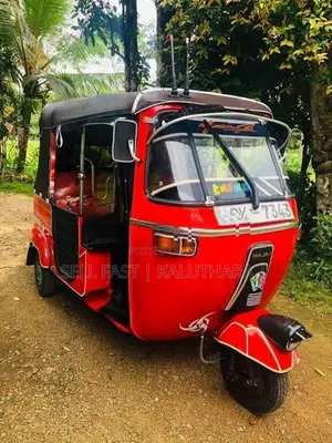 Bajaj RE 2007