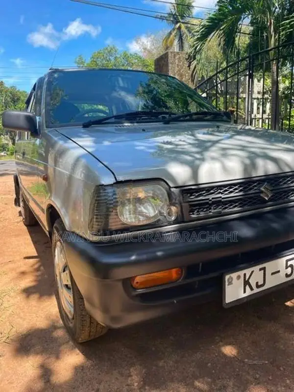 Maruti Suzuki 800 2010