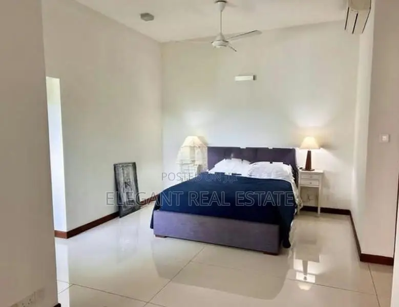 04 Bedroom Apartment For Rent In Rajagiriya (A6835)