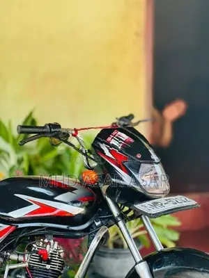 Bajaj CT100 2005