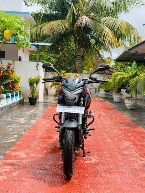 Bajaj Pulsar NS200 2026
