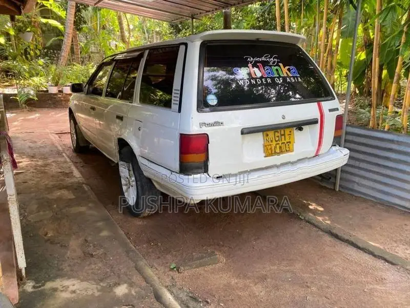 Mazda Familia BF3V 2001