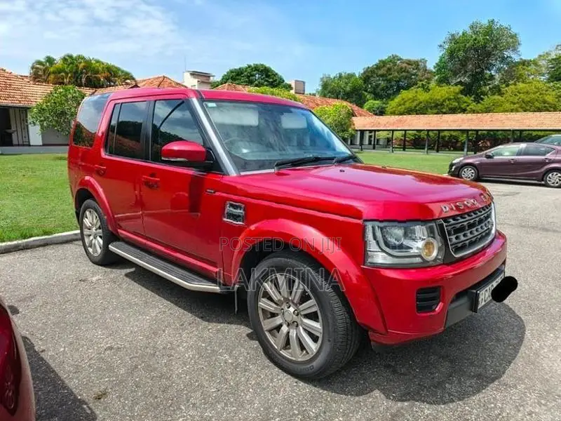Land Rover Discovery S 2014