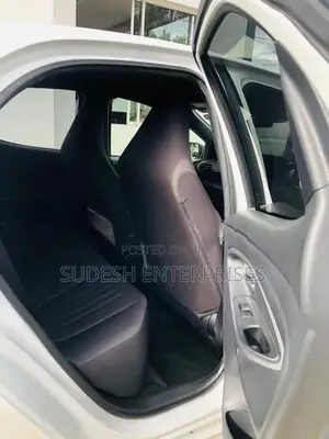 Toyota Yaris X 2024
