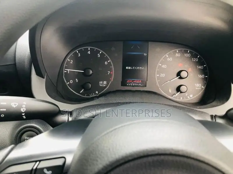 Toyota Yaris X 2024