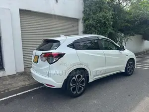 Honda Vezel Z SENSIN 2016
