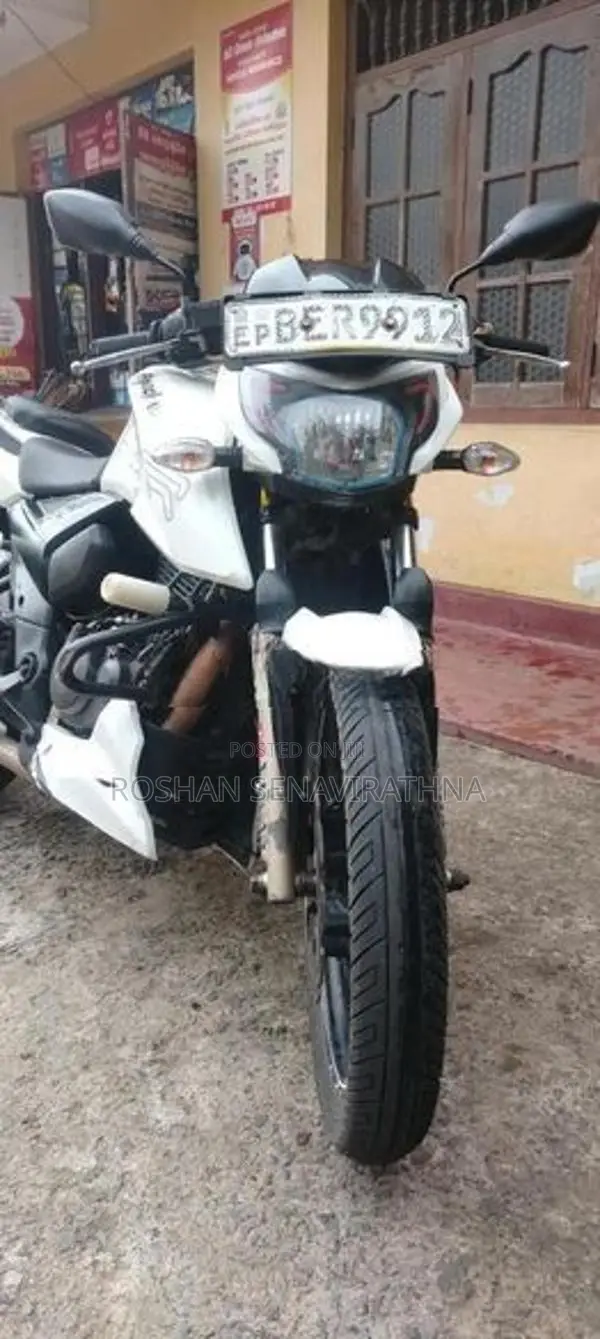 TVS Apache 2016