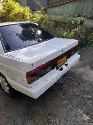 Nissan Sunny 1987