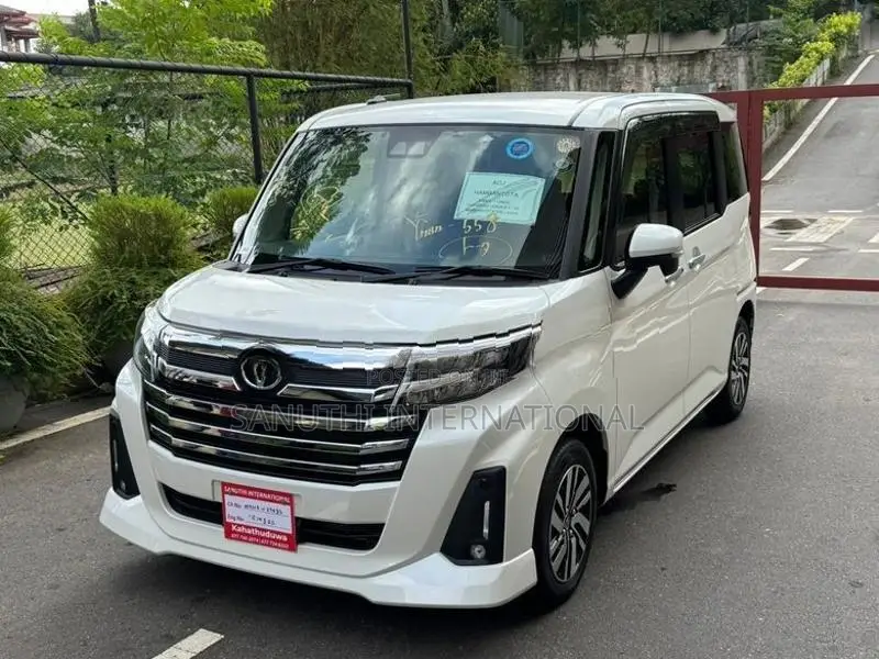 Toyota Roomy Custome G 2024