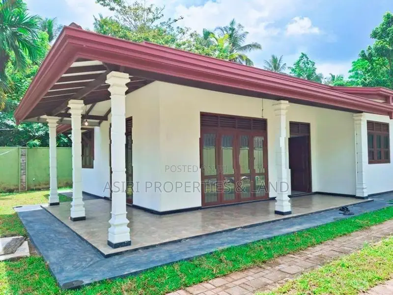 Brand new 3 Bedrooms House for sale in Piliyandala Kahathuduwa