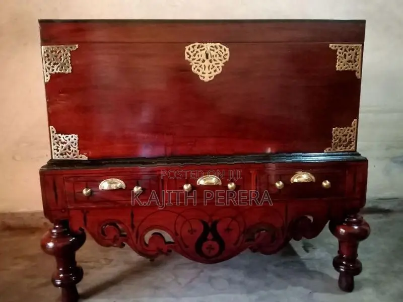 Antique Jackwood Pettagama