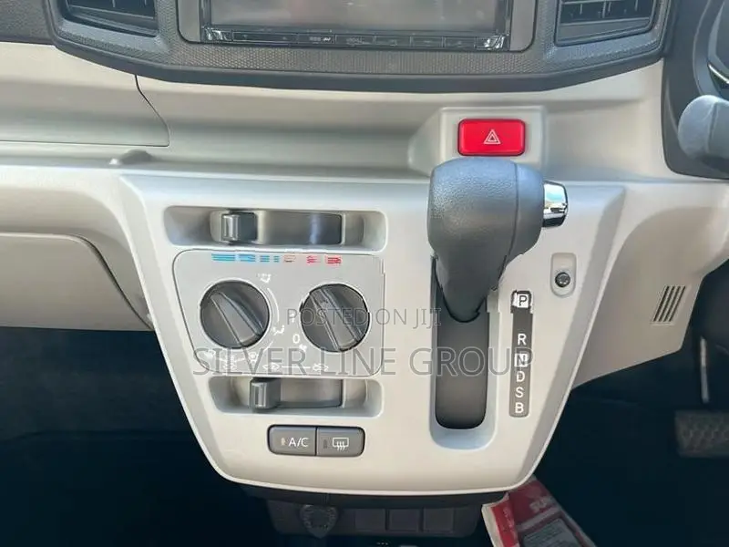 Daihatsu Mira X Grade 2025