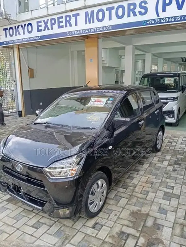 Daihatsu Mira X E:S SA3 2025