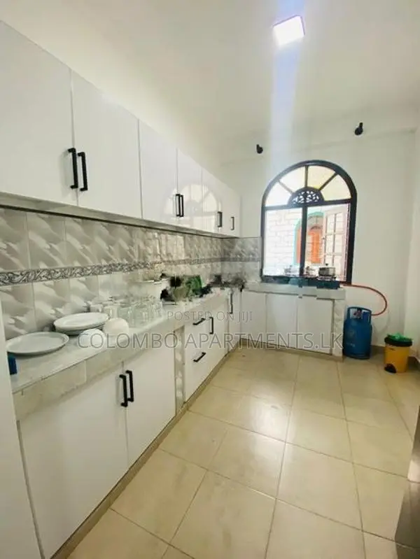 3BHK Apartment For Long-Term Rental In Colombo 06 – CSPL301