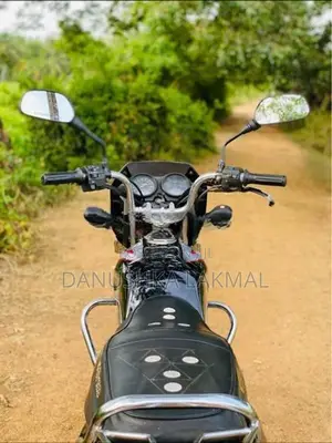 Bajaj CT100 2005