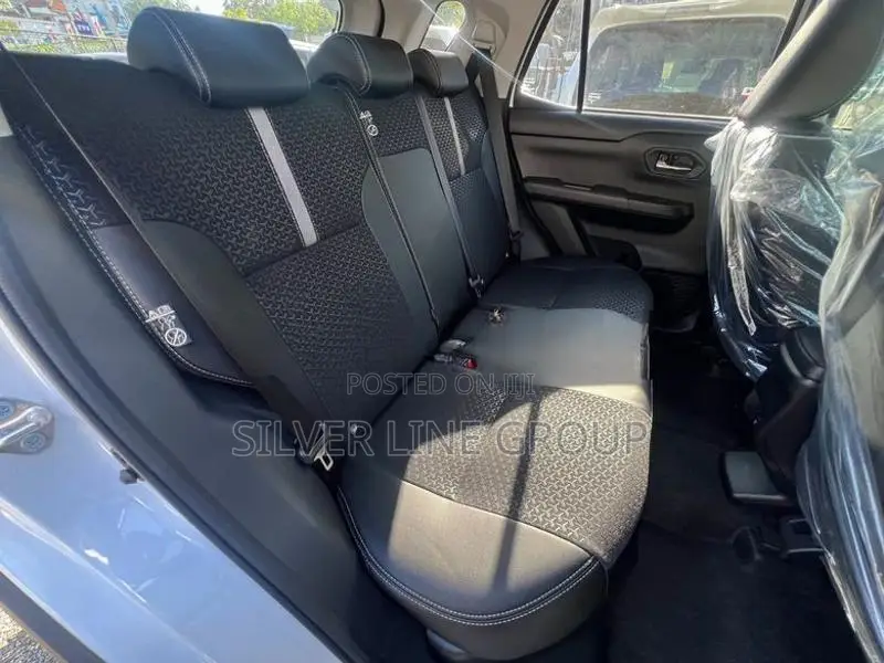 Daihatsu Rocky G Primium 2026