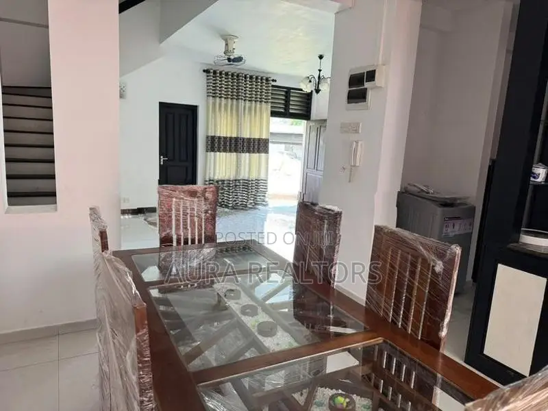 House For Rent In Rajagiriya 3 Storey ( P-282)