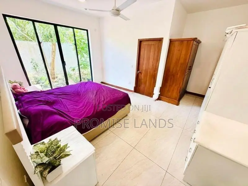 Architecture Luxury House For Sale In Wattala