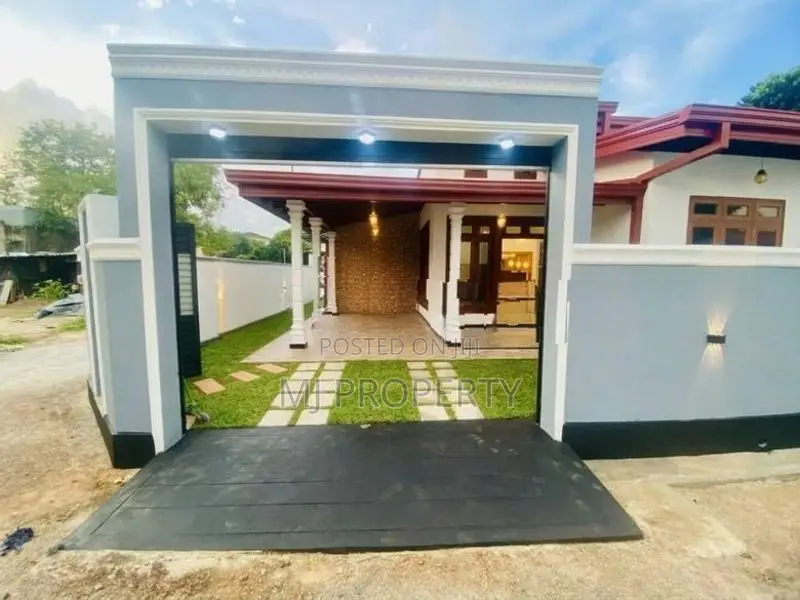 ( IC-1313) Valuable Brand New Single Storey House Sale In Homagama