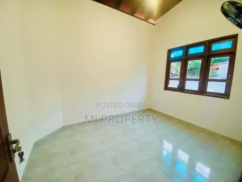 ( IC-1313) Valuable Brand New Single Storey House Sale In Homagama