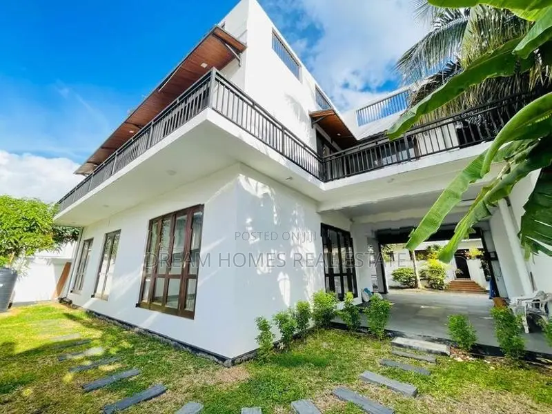 Modern Luxury Brand New House For Sale – Mount Lavinia