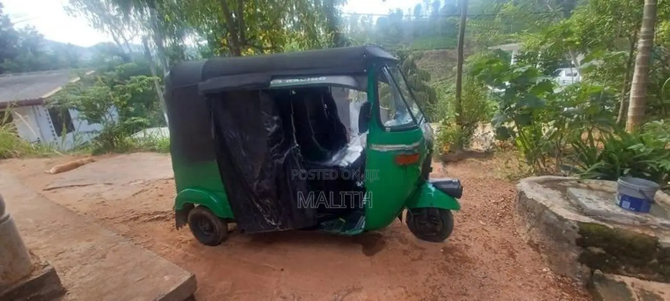 Bajaj RE 2003