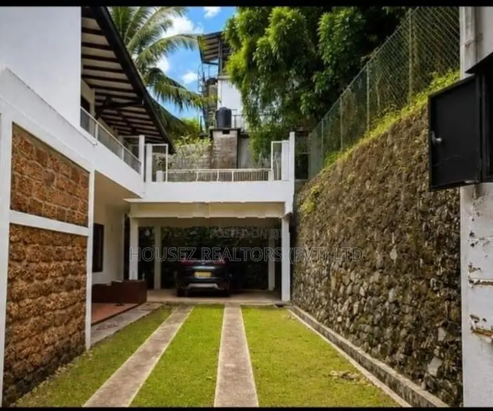 4-Bedroom House For Rent IN Talawatugoda