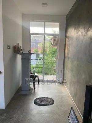 Specious House For Sale In Athurugiriya