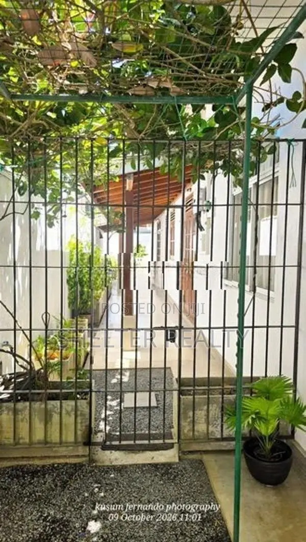 Luxury Modern 3 Bedroom House for rent in Mount Lavinia
