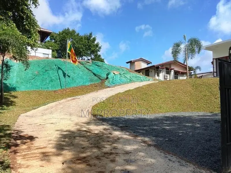 ( SS-1315) Valuable Single Storey House Sale In Malabe