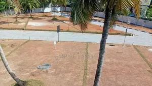 වැදගත් පරිසරයක පදිංචි වෙන්න මීගමුව කොච්චිකඩේ