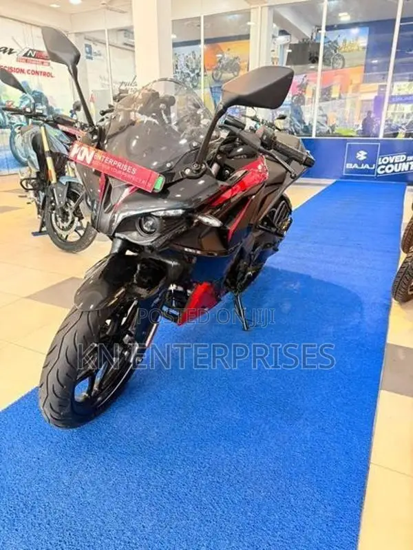 Bajaj Pulsar RS200 2026