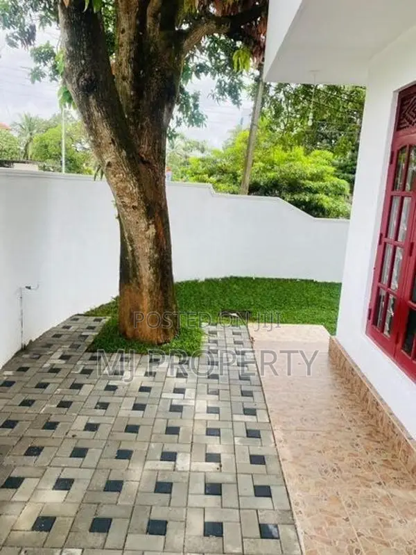 ( SS-1316) Valuable Two Storey House Sale In Malabe