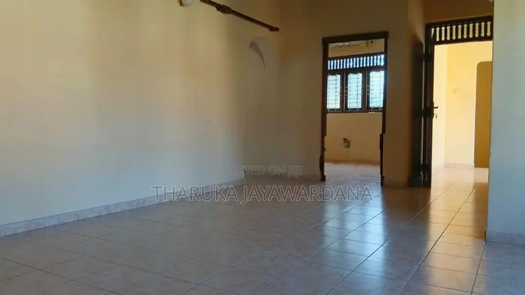 House 1st Floor Unit for Rent