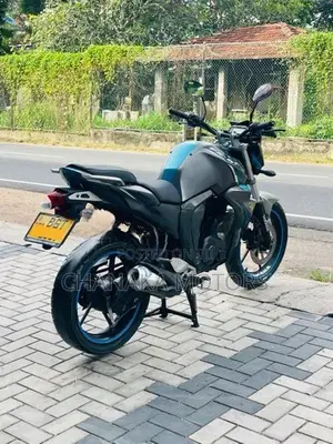 Yamaha FZ V2 Mat 2018