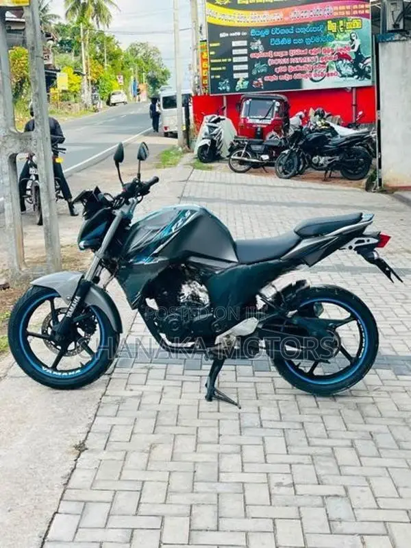 Yamaha FZ V2 Mat 2018