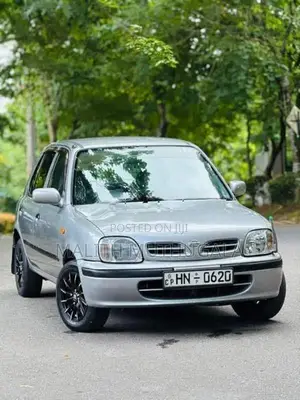 Nissan March K 11 2002