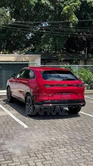 Honda Vezel RS Metalic Red 2026