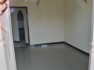 Elegant Apartment For Sale In Prime Bambalapitiya Colombo 4 PDA535