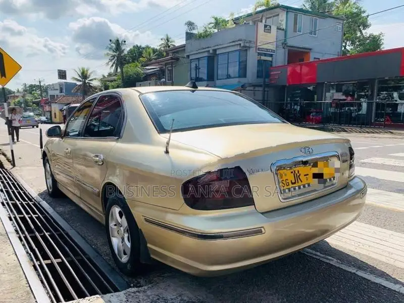 Hyundai Sonata 2001