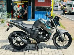 Yamaha FZ V2 2018