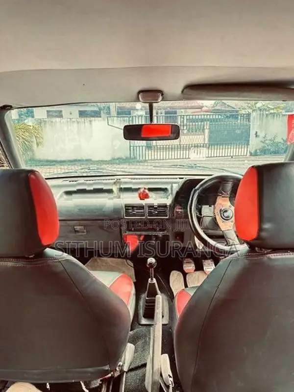 Daihatsu Charade G100 1998