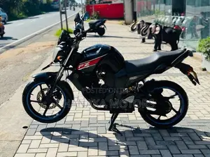 Yamaha FZ V1 2015