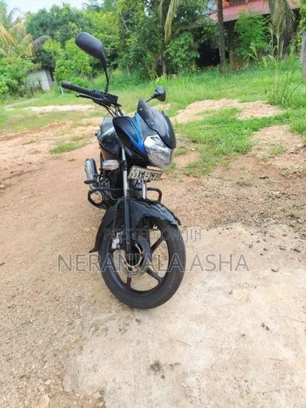 Bajaj Discover 2013