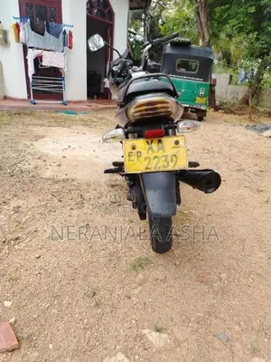 Bajaj Discover 2013