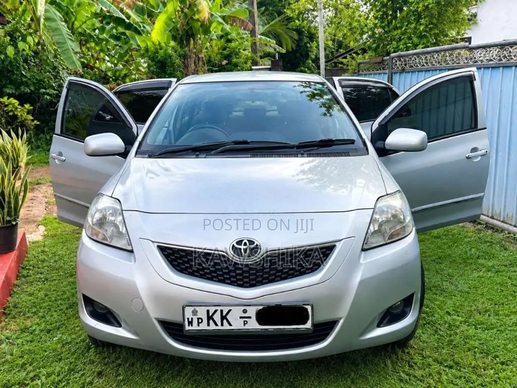 Toyota Belta 2007 Car (Used)