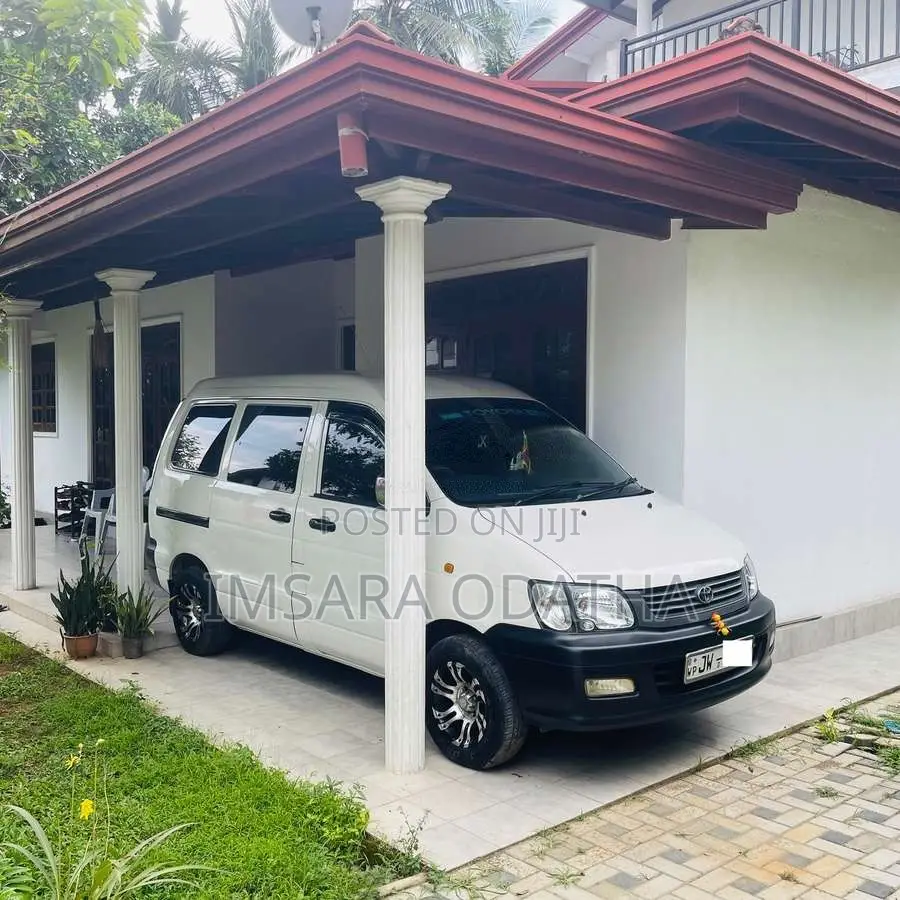 Toyota Noah Cr42 3c 2000 Van (Used)
