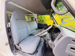 Toyota CrewCab 2001 Crew Cab (Used)