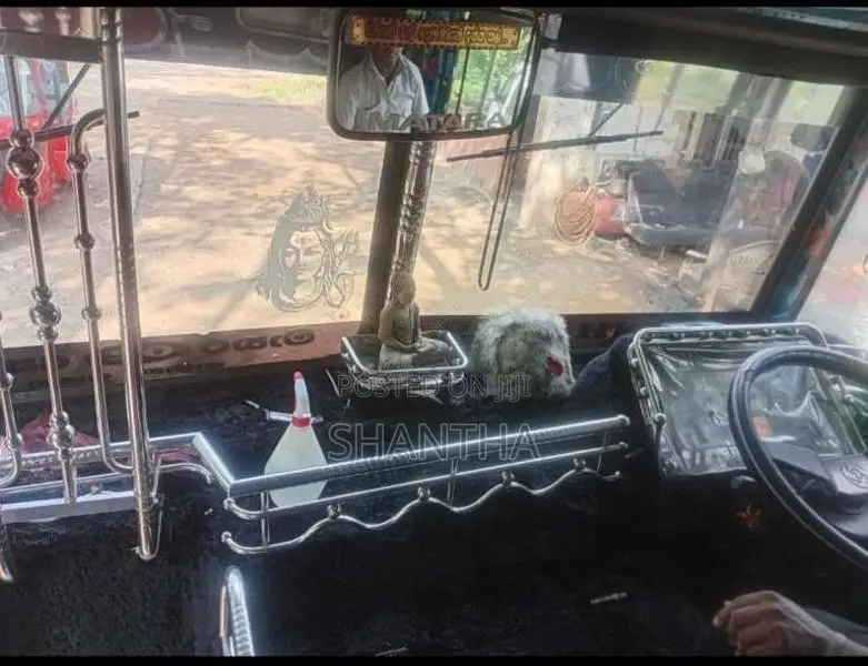 Ashok-Leyland Viking Ruby 2018 Bus (Used)